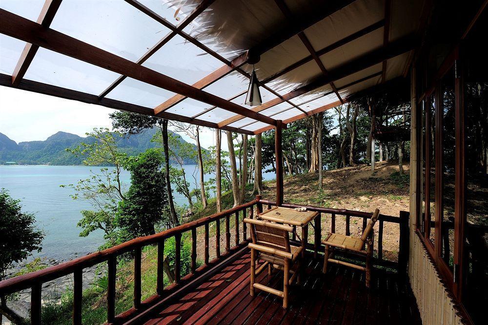 Sunwaree Phi Phi Resort Экстерьер фото