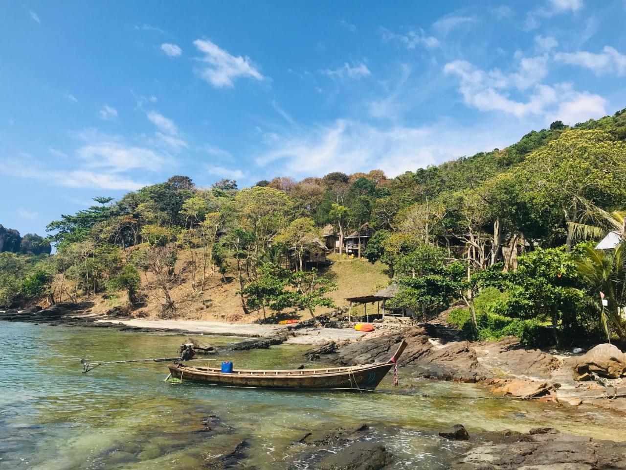 Sunwaree Phi Phi Resort Экстерьер фото