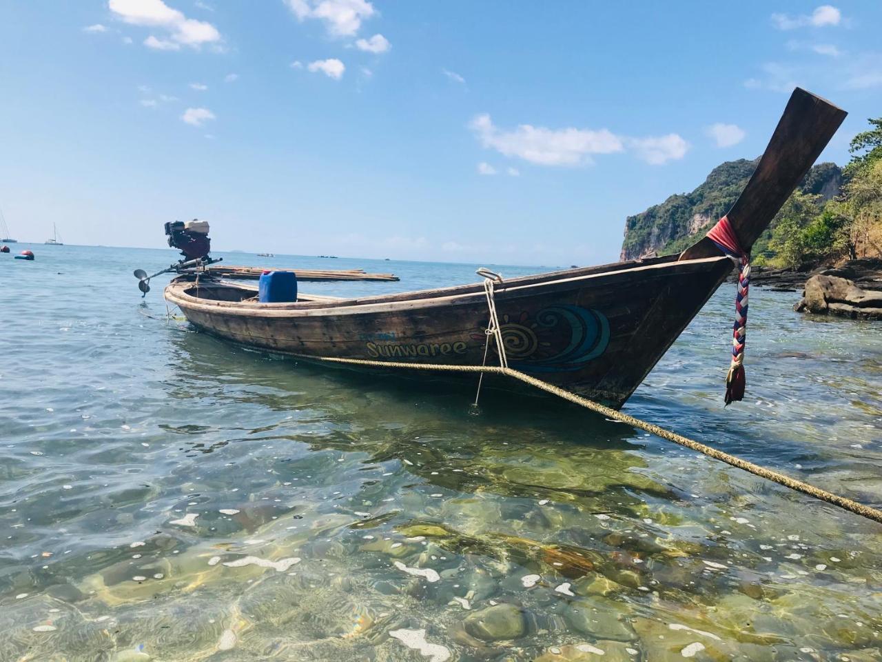 Sunwaree Phi Phi Resort Экстерьер фото